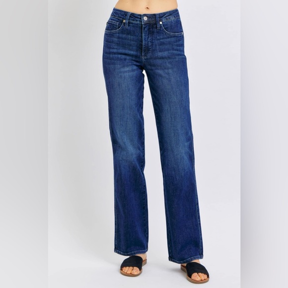 Judy Blue MID RISE "TUMMY CONTROL" CLASSIC STRAIGHT jeans - Picture 3 of 6